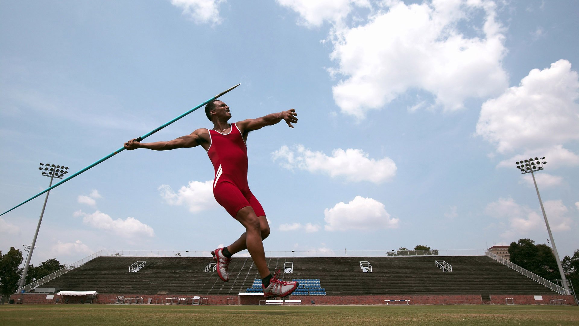 高校体育设施智能维护与管理技术研究，学校体育设施管理制度
