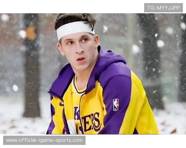 里夫斯连续缺阵！湖人连胜关键在心态，湖人里夫斯身高